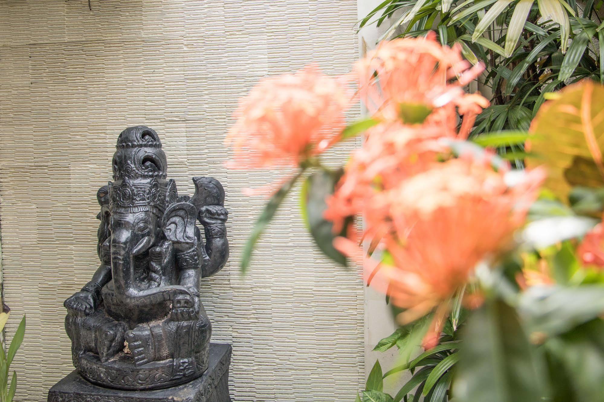 Villa Seriska Seminyak Dış mekan fotoğraf